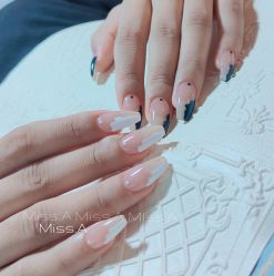 -Miss·A日式美甲美睫