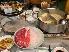 -禄婶鸡煲·打边炉