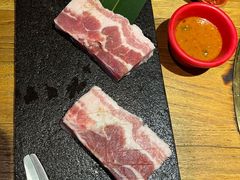 -黑牛の店·和牛烧肉(太原万象城店)