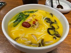 -云海肴·汽锅鸡·云南菜(天山百盛优客店)