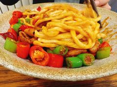 香辣肥肠拌面-醉牛腩·面小馆