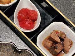 -铭牛烧肉·和牛海鲜自助(高新月牙湖店)
