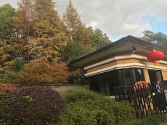 -上海怡沁园度假酒店
