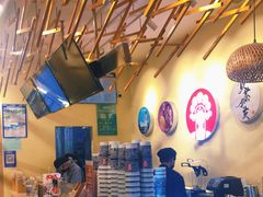 -霸王茶姬(南亚风情第壹城店)