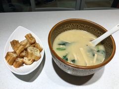 老济南甜沫-闫府私房菜·百年鲁菜(恒隆店)