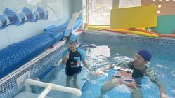 -鱼乐贝贝婴幼儿水育馆(高桥红坊店)