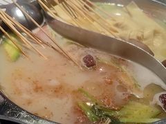 -佰人王串串香火锅(洋珠巷店)
