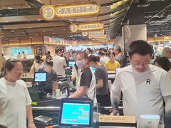 -胖东来生活广场(健康路店)