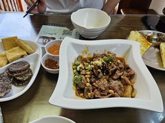 -88号小吃店·经典云南菜·地道纳西美食