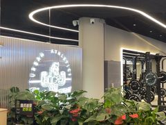 -TMG潮流健身(奥体莲荷里店)