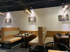 卡座-潮十三潮汕砂锅粥(高新四路大都荟店)