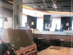 -必胜客(机场路店)