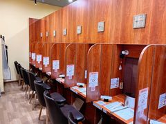 等位区-独食火锅·半米屋台(直营总店)