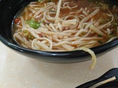 -龙记桂林米粉(财满街店)