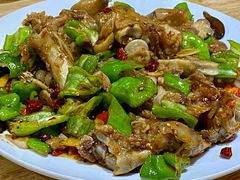 -超越海鲜屋(飞龙物业店)