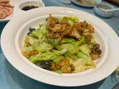 -海派美食·家宴海鲜青岛菜·石锅鲽鱼头(东方城店)