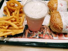 -The Habit Burger Grill 哈比特汉堡(爱琴海店)