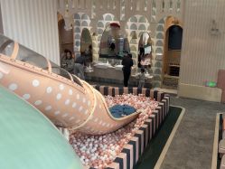 -奈尔宝·儿童乐园·亲子餐厅(华采天地店)