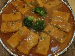 鲍汁手工豆腐-东方之猪四更烤乳猪(金垦总店)