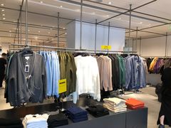 -URBAN REVIVO(欢乐海岸购物中心店)