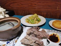 -贯贯吉·清真餐厅(浙江中路店)