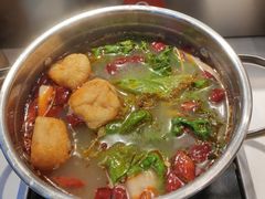 -百品聚旋转火锅(号外店)