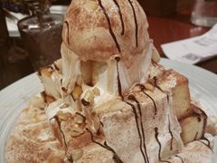 焦糖坚果吐司金字塔-卡朋厨房(289艺术园区店)