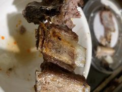-烤肉小伙烤肉店