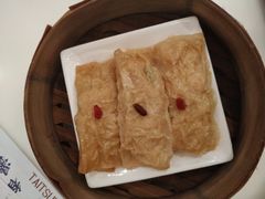 -新大咀港式茶餐厅(宝山万达店)