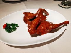烤乳鸽-利苑酒家(华熙国际店)