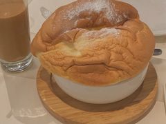 -港丽餐厅(高德置地店)