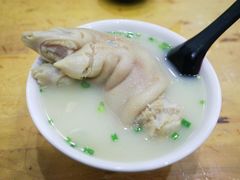 -雷祖芳老妈蹄花店