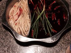 -佬革命主题火锅(玉沙路店)