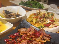 -隔壁老王·家常云南菜(花巷店)