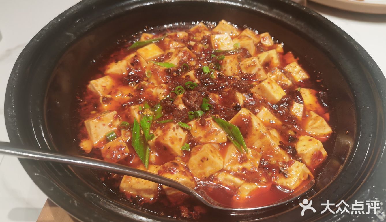 很不错的川菜，每一道菜都非常的正宗非常赞，尤其是夫妻