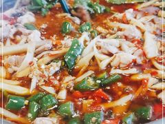 -兔行天下-鸿鹤鲜锅兔(中海国际店)