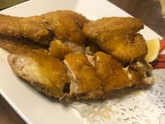 招牌炸鸡-伊萨娜印尼餐馆