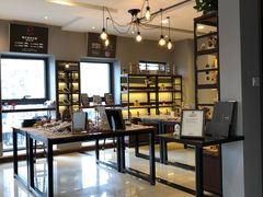 -肆兮眼镜·蔡司·徕卡战略合作店(大坪店)