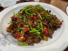 -湖南人家湘菜馆(镇江路店)