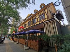 -申德勒加油站餐厅(三里屯北小街店)