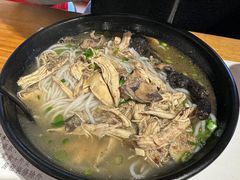 -正宗李家土鸡米线店