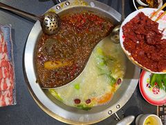 -沸炉重庆老火锅(军事博物馆店)