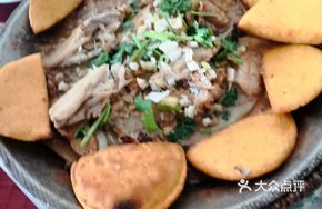 Fish Pot with Cornbread