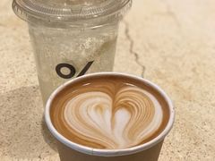 热的咖啡拿铁-% Arabica(京都东山店)