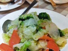 炒杂菜-船屋葡国餐厅
