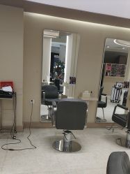 -Mentor Hair Salon