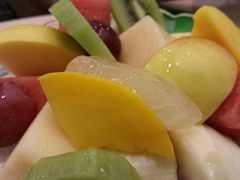 -佰搭果·广式茶餐厅(西华路店)