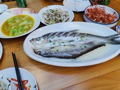 -品鲜村农家菜·阳澄湖大闸蟹(总店)
