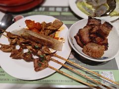 -金马门国际美食百汇(珞喻路店)