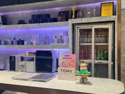 -TONI&GUY